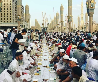 ifthar-Ramadan- peak time affects the logistics